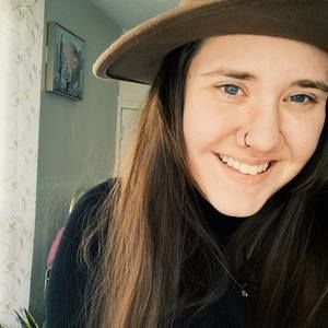 Meet your Posher, Brooke